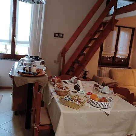 Rosy Bed & Breakfast 4*