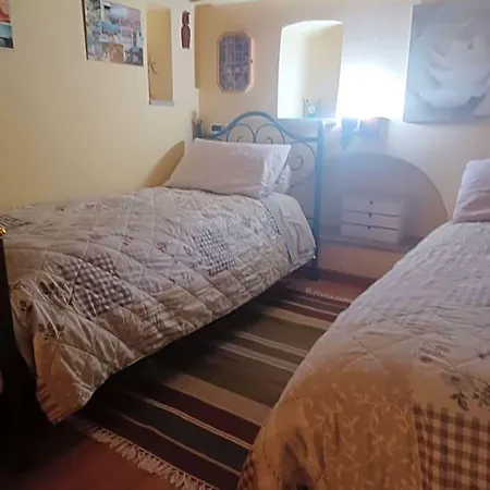 Rosy Bed & Breakfast 4*