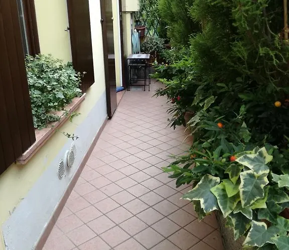 Couette-café Rosy 4*